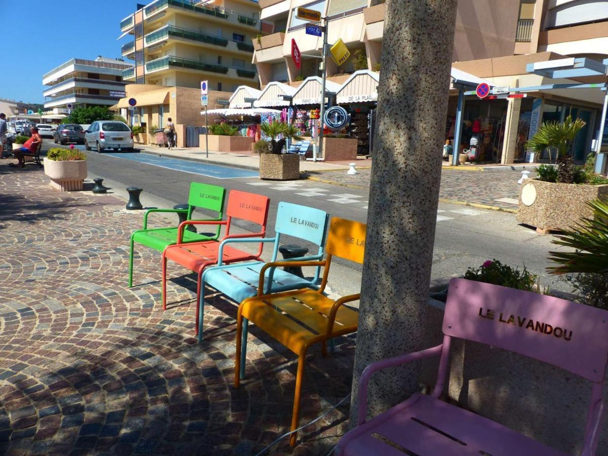 Charmant Studio Climatise Avec Balcon A 50M De La Plage - Le Lavandou Centre-Ville - Fr-1-308-110 Kültér fotó
